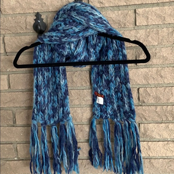 Lorenzo Wool Blend Scarf - Picture 5 of 8